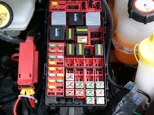 Ford 2001_2006 Säkringar o Reläer50.jpg Ford 2001_2006 Säkringar o Reläer50.jpg