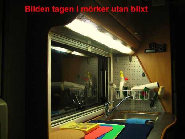 10_LED-ljus i köket.jpg