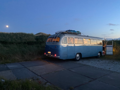 Oldtimer ombyggt till lyx husbil.