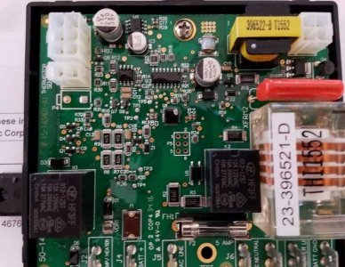 DOMETIC styrbox kort.JPG