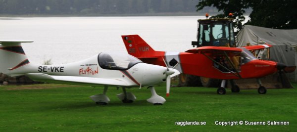 fly in 2010 036.JPG