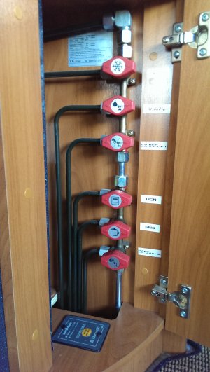 2014-06-18 18.25.09.jpg 2014-06-18 18.25.09.jpg