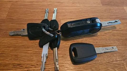 20251105_134213.webp 20251105_134213.webp