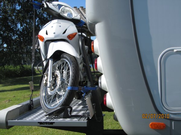 Power Shot SX 210 IS 011.jpg