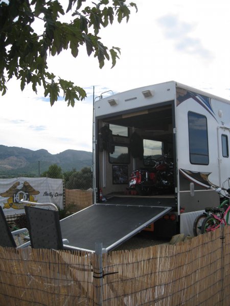 Husbilar på campingen 004.JPG