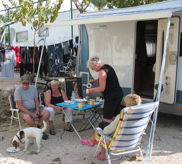 Bonzo2.jpg Bonzo2.jpg