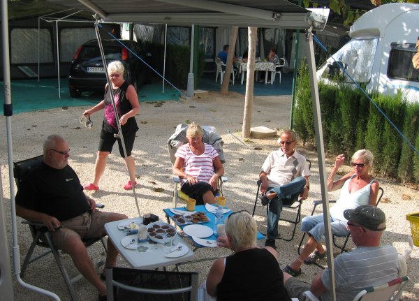 Bonzo3.jpg Bonzo3.jpg