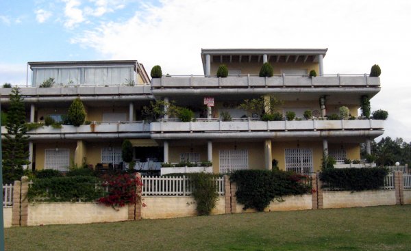 till salu.jpg till salu.jpg