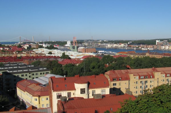 Utsikt Masthugsskyrkan Göteborg hbk.jpg