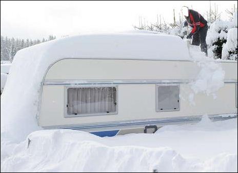 husvagn-snö.JPG husvagn-snö.JPG