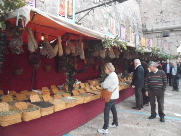 Nyårsdagen i Gamla stan 024.JPG Nyårsdagen i Gamla stan 024.JPG