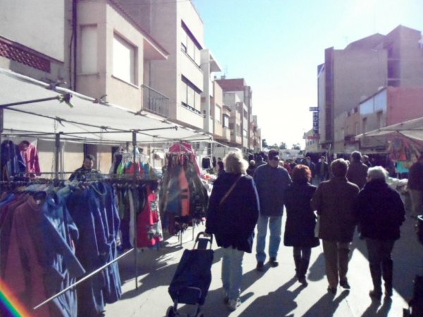 Marknadsdag i Benicarlo 2 feb 20011 005.JPG