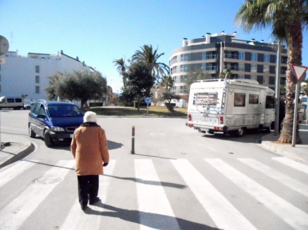 Marknadsdag i Benicarlo 2 feb 20011 007.JPG