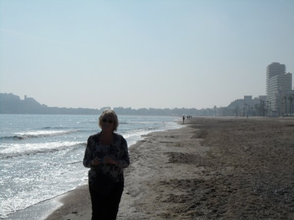 6-13-2 2001 Peniscola 033.JPG