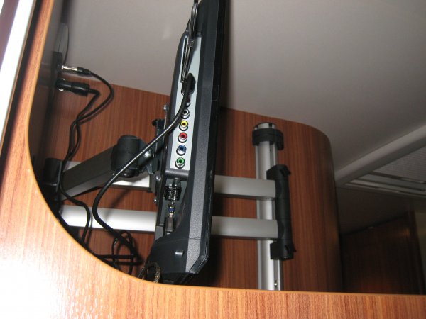 IMG_1972.JPG IMG_1972.JPG