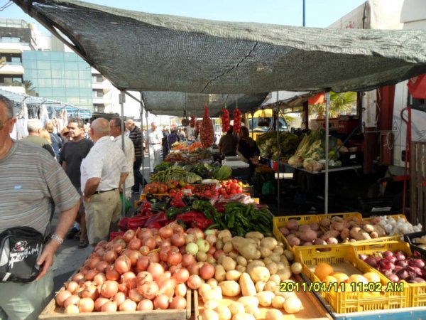 Marknaden 11-4 20011 009.JPG