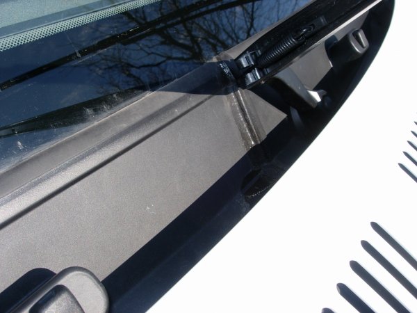Tätningar av motorrummet 009.jpg
