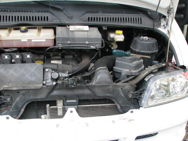 4 Demonterar lamphus.jpg