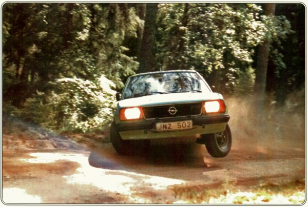 Ascona-B.jpg Ascona-B.jpg