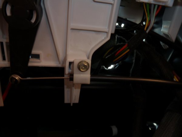 fästet flyttat i sidled..JPG