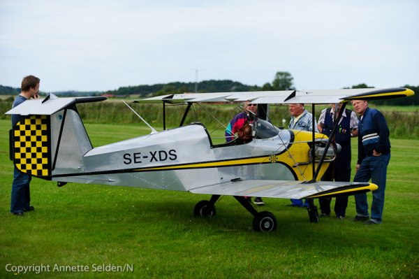 110903.109.jpg 110903.109.jpg