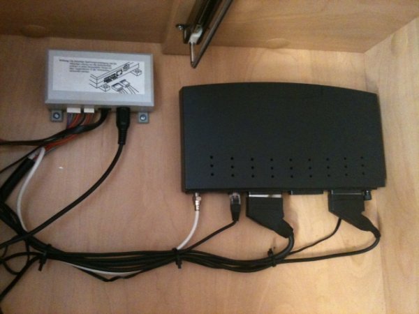 Satelitmottagare Kathrein UFD 345 + Decoder.JPG Satelitmottagare Kathrein UFD 345 + Decoder.JPG