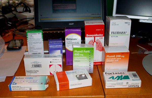 Spanskt reseapotek.jpg