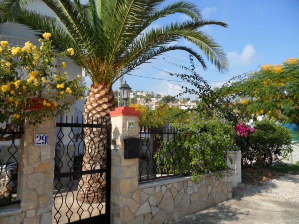 Marknaden2001 sista okt 074.JPG Marknaden2001 sista okt 074.JPG