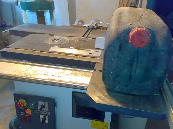 08012012409.jpg 08012012409.jpg