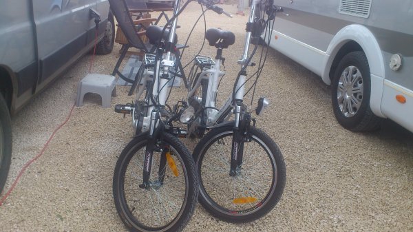 DSC_0104.JPG DSC_0104.JPG