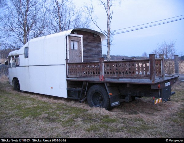 Husbil med veranda.jpg