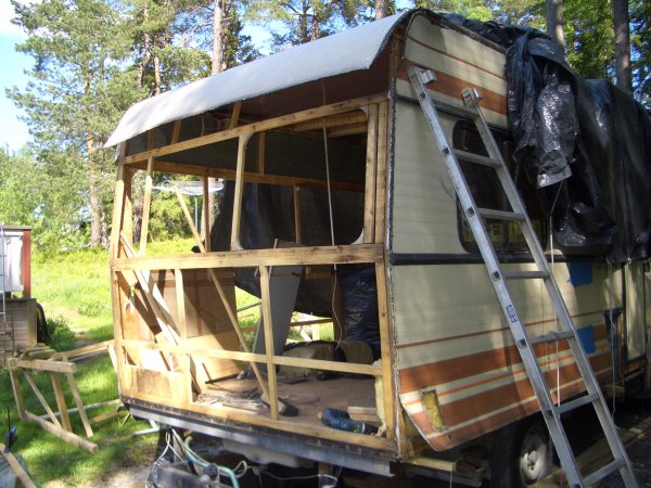 rivning husbil 22 maj 2008 002.jpg rivning husbil 22 maj 2008 002.jpg