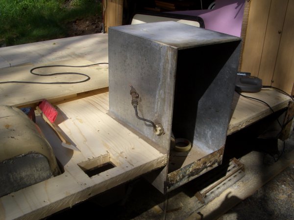 husbil - inpassad 1 juni 2008 010.jpg