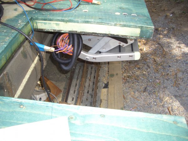 13 juni 2008 fotsteg  husbil 007.jpg