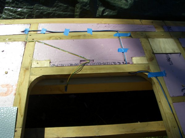 3 juli 2008 eldragning till dörrbelysning 003A.jpg 3 juli 2008 eldragning till dörrbelysning 003A.jpg