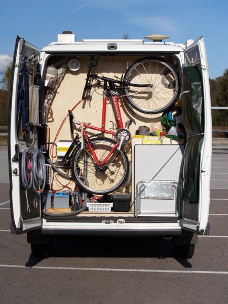 Husbilsfoton garage.jpg