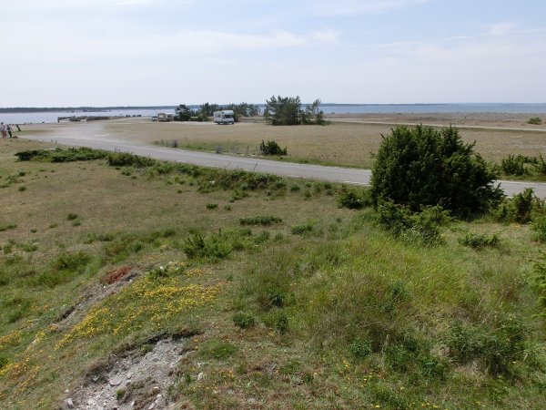 c06 lauters.jpg c06 lauters.jpg