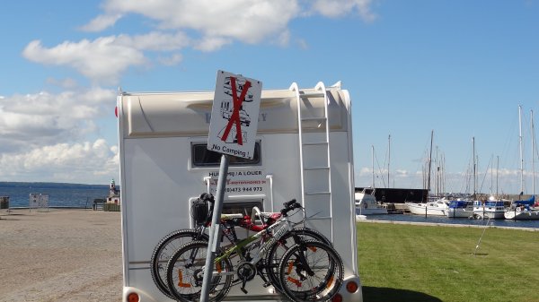 ParkeringEllerCamping.JPG