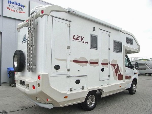 RIMG0005 (Large).jpg RIMG0005 (Large).jpg