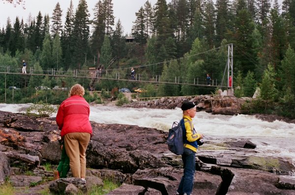 2_1-053.jpg