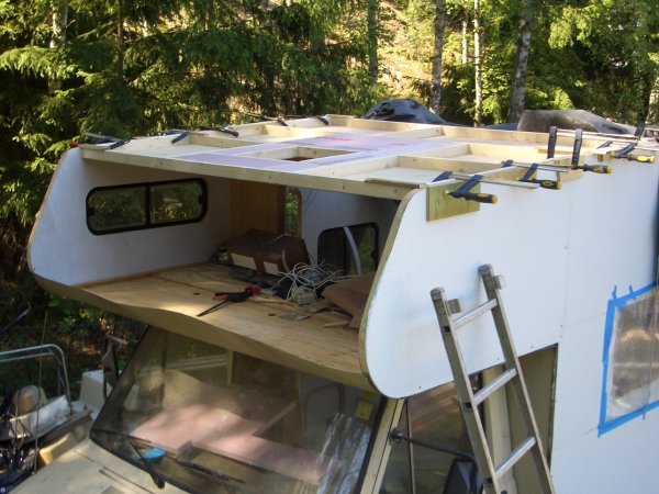 11 juli 2008 H främre takdel 002.jpg 11 juli 2008 H främre takdel 002.jpg