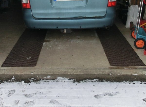 garage.jpg garage.jpg