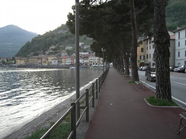 Gravidona.JPG Gravidona.JPG