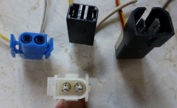 Kontakter.jpg Kontakter.jpg