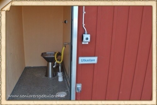 latrinställ.jpg