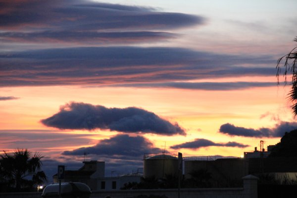 2014-01-31 Kvällshimmel över Salobrena.jpg