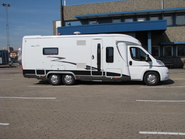 1.1 Exteriör hö.JPG