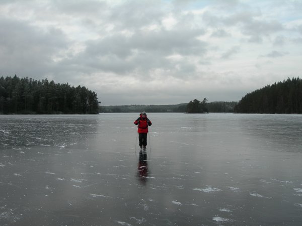 Långfärds skridsko tur på Säven 090106 002.jpg