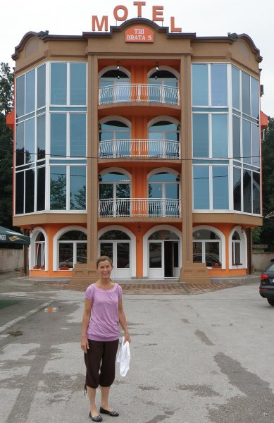 TriBratt.JPG TriBratt.JPG