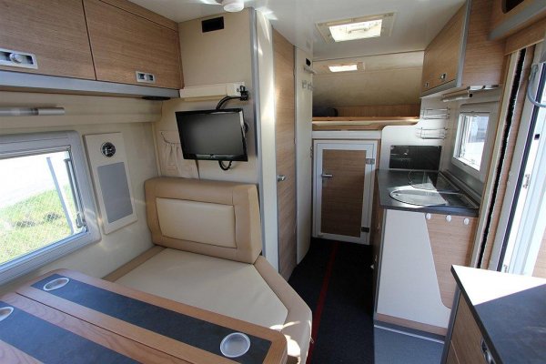 MAN632-2144 (Large).jpg MAN632-2144 (Large).jpg